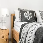 Bed & Breakfast 11 Folk & Design