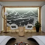 Bed & Breakfast 11 Folk & Design