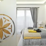 Bed & Breakfast 11 Folk & Design