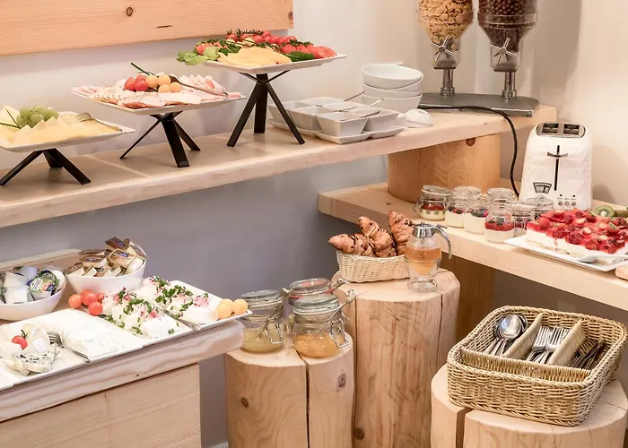 11 Folk & Design Couette-café 3*