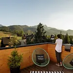 11 Folk & Design Bed & Breakfast 3*