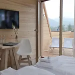 Bed & Breakfast 11 Folk & Design 3*