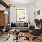 Bed & Breakfast 11 Folk & Design 3*