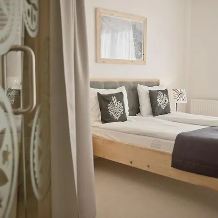 11 Folk & Design Bed & Breakfast Zakopane