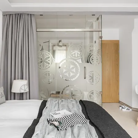 11 Folk & Design Bed & Breakfast