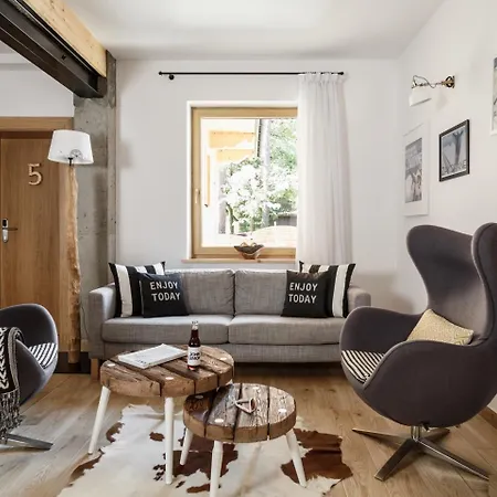 Nocleg ze śniadaniem 11 Folk & Design 3*