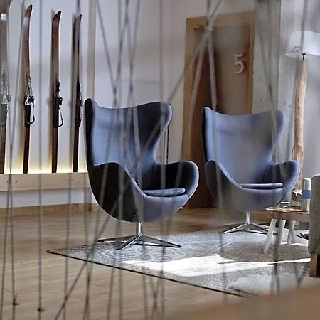 Bed & Breakfast 11 Folk & Design 3*