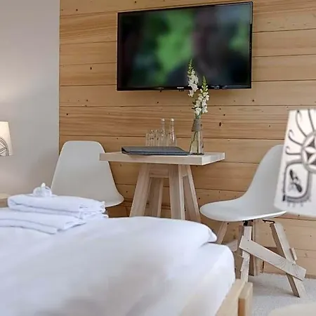 11 Folk & Design Bed & Breakfast 3*