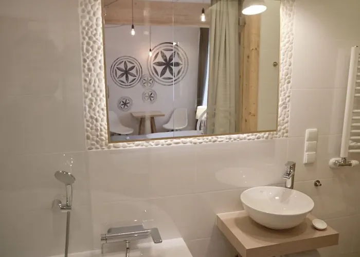 Bed & Breakfast 11 Folk & Design